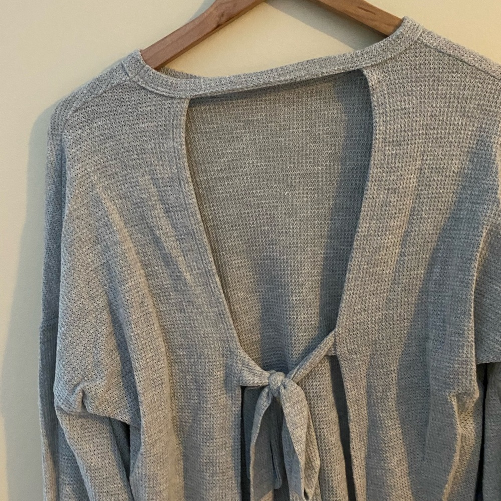 Lulus bell sleeve sweater